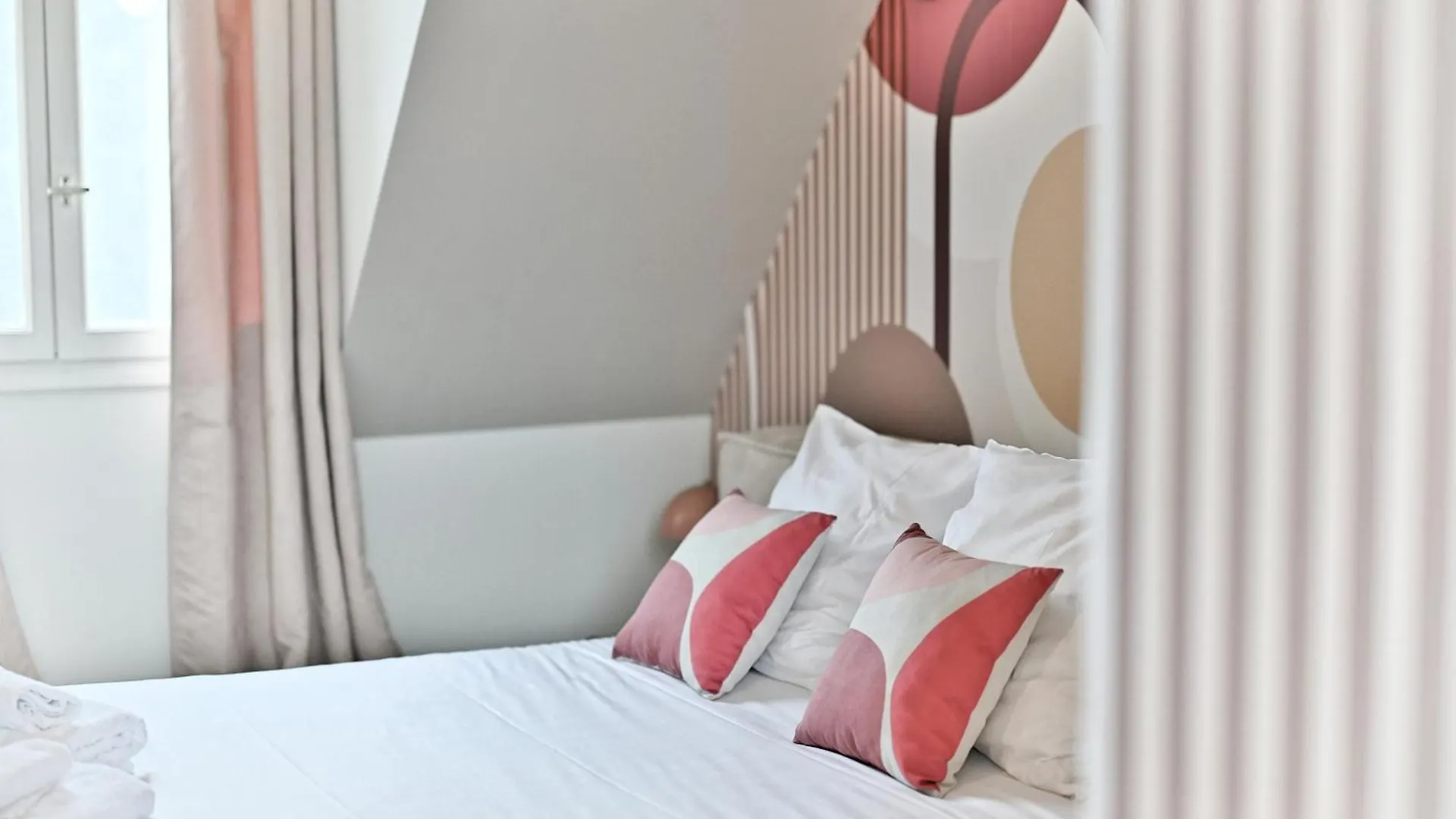 Lumineux & Spacieux - Vue Degagee, Arc De Triomphe Paris France